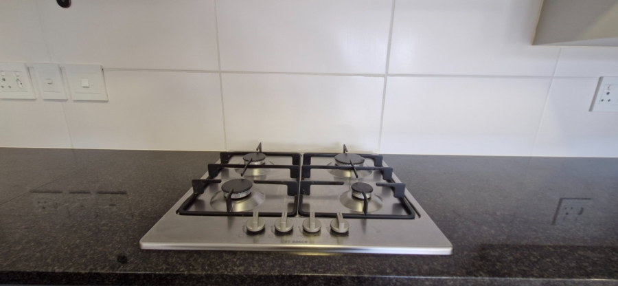 To Let  Bedroom Property for Rent in Burgundy Estate Western Cape